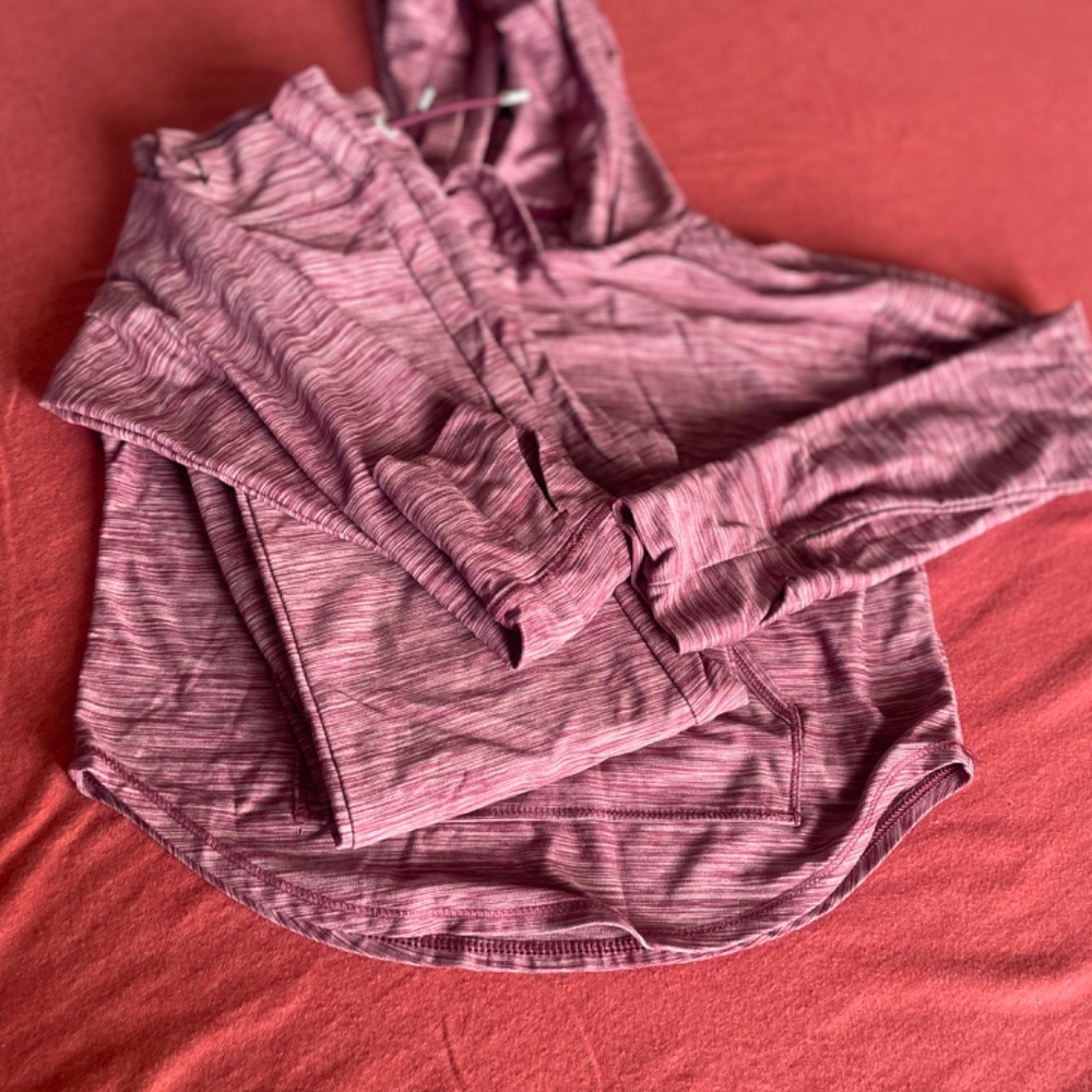Jogging Set! - Picture 2 of 3